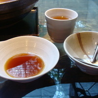麓屋 京王プラザホテル - [料理] ポン酢醤油など 器をもう少し大きく撮ってみる。
