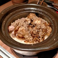 東京焼肉 黒木 - 和牛＆トリュフの土鍋御飯2838円