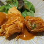 キッチン ブルー グローブ - ライスペーパー包みペジエピ の断面