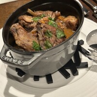 オステリア ラストリカート - うさぎ肉の煮込み