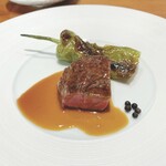 馳走西健一 - 高森和牛のロースト(かなりお腹がいっぱいだったので、少量にしてもらいました)