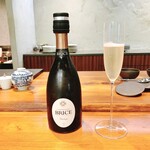 馳走西健一 - シャンパーニュ