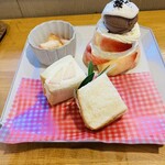 桃の農家カフェ ラペスカ - 