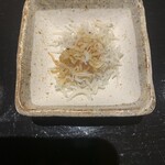 一東菴 - お通しのちりめんおろし