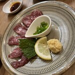 たかあき家 - 馬刺し　1500円