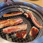 Yakiniku Kingu Sakudai Raten - 