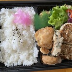 たま希 - 五目とりつくね、唐あげ、がんも、そぼろ豆腐、マカロニサラダ