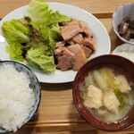 土鍋ごはん あお - 「香味豚と鶏団子汁」