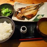 Hakata Motsunabe Yamaya - 佐賀県産 鯵の開き定食（980円）