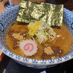 松戸富田製麺 - 濃厚豚骨魚介スープ