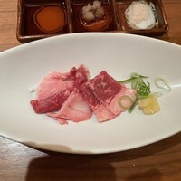 青ひげ 本店 - 広島名物　炙りコウネ刺し