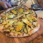 ザ ピッツァバー ON 38TH - 