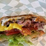 シェイクツリー バーガー＆バー - 