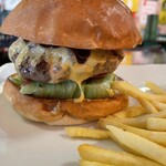 シェイクツリー バーガー＆バー - 