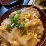 Muku - 豬排飯 ¥750
                           湯汁相當豐富