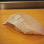宝寿司 - カンパチ