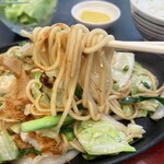 お好み焼きバル祐 - 焼きそばリフト