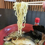 鯉西 - 麺は・・・