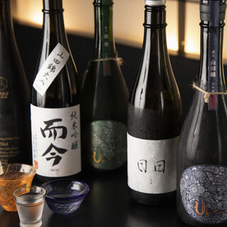 日本酒好きな方必見の品揃え。希少な銘柄もお見逃しなく