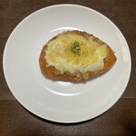 ザ パン屋 ブルーベリー - チーズinカレーパン