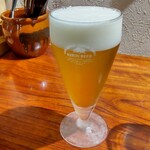 灼味噌らーめん 八堂八 - グラスビール 400円