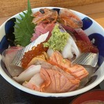 Maruyoshi - 海鮮丼（上）