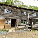 甲武信小屋 - 甲武信小屋