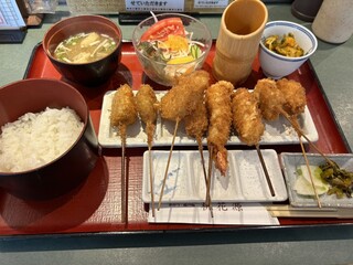 Toukagen - サービス定食