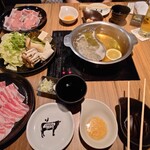 豚しゃぶ専門店 我那覇豚肉店 - 