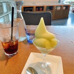 ザ コートヤード キッチン - クラウンメロンソフトクリーム