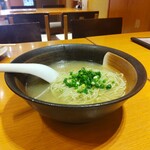 王朝 - ダックスープラーメン