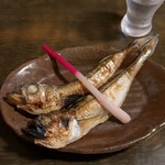 Izakaya Osanai - 生干しはたはた焼 350円。