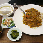 雪地蔵 - 薬膳カレー（約４８０円）