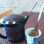 新橋ときそば - 蕎麦湯の湯桶と蕎麦猪口。