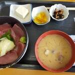 海鮮市場平島水産 - 料理写真:鉄火丼