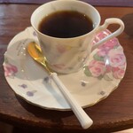 Soba Kafe Hikari - エチオピアコーヒー。中浅煎り。香り高く、味わいは薄手ですっきり。モカ香。