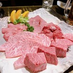 炭火焼肉 とさや - 