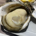 銀座で生牡蠣が美味しい専門店 牡蠣Bar - 