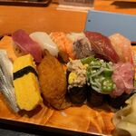 Kaisen Sushi Izakaya Shichifuku - ワンコイン握り 500円
