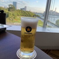 中国料理 桃李 - まずはビール