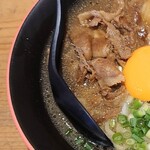 Menya Ajikura - 豚バラ肉と卵黄✨