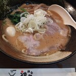 クリーミーTonkotsuラーメン 麺家神明 - 