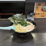 らーめん家 せんだい - 醤油ラーメン：並＋チャーシュー増し（美しいらーめん）