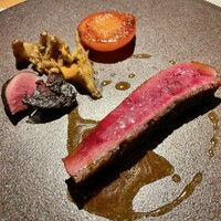 Metis 六本木 - 青森県産の＂銀の鴨＂雌の薪焼き 杏・杏茸