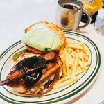 シェイク ツリー ダイナー - 