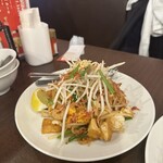 渋谷 ガパオ食堂 - 