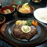 グリル上坂  - ステーキ定食 ２００ｇ \1,700