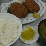 一休食堂 - 和牛メンチ・コロッケ定食