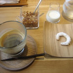 アニエルドール - ランチ珈琲と小菓子