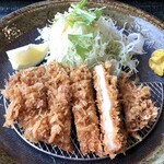 Katsu Maru Matsu - ロースかつランチのとんかつ